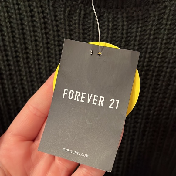 NWT never worn forever 21 green cropped sweater size large - Picture 4 of 5